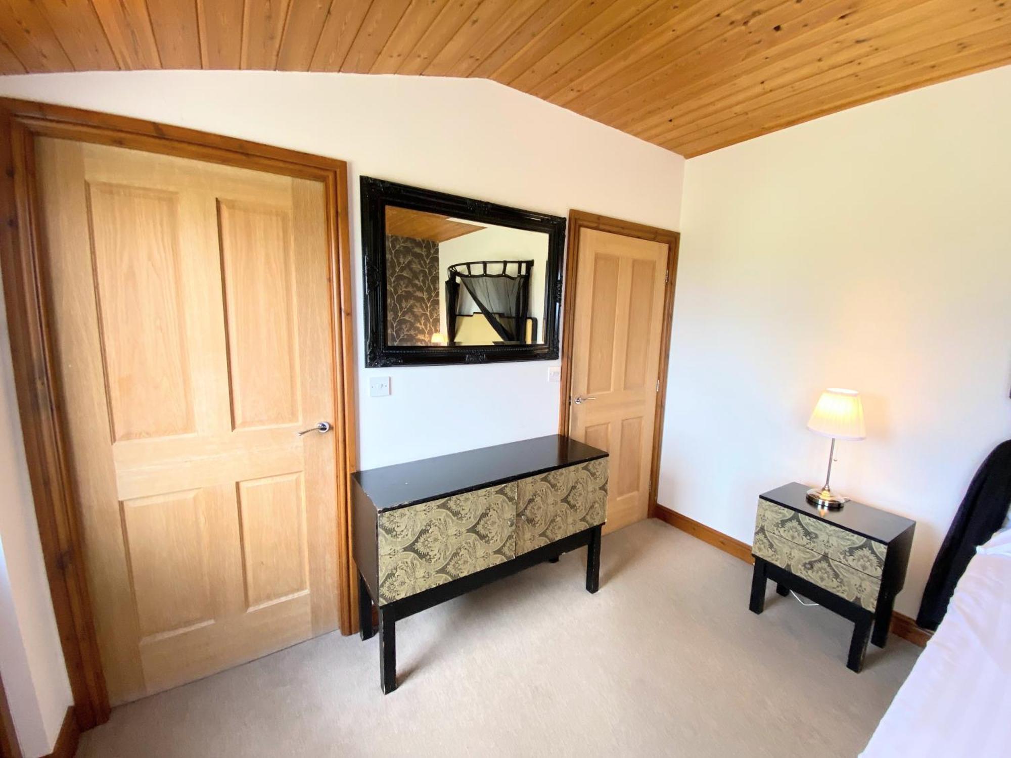 Torridon 12 With Private Hot Tub - Fife - Loch Leven - Lomond Hills Vila Kelty Exterior foto